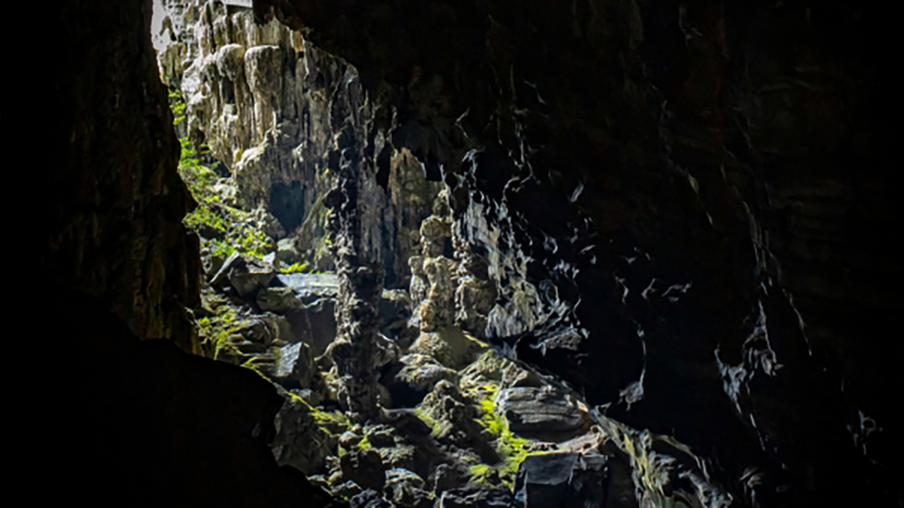 Caçadores de Cavernas